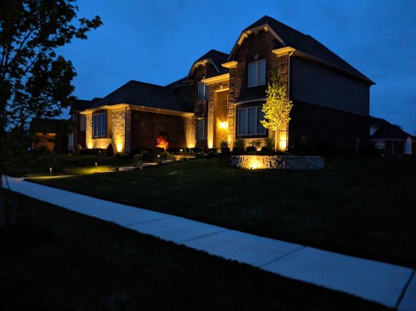 Illuminating Michigan Landscapes: The Role of Hardscape Lighting in Design Outdoor 
