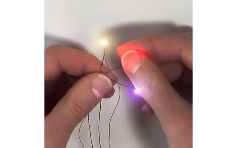 Small battery LED lights